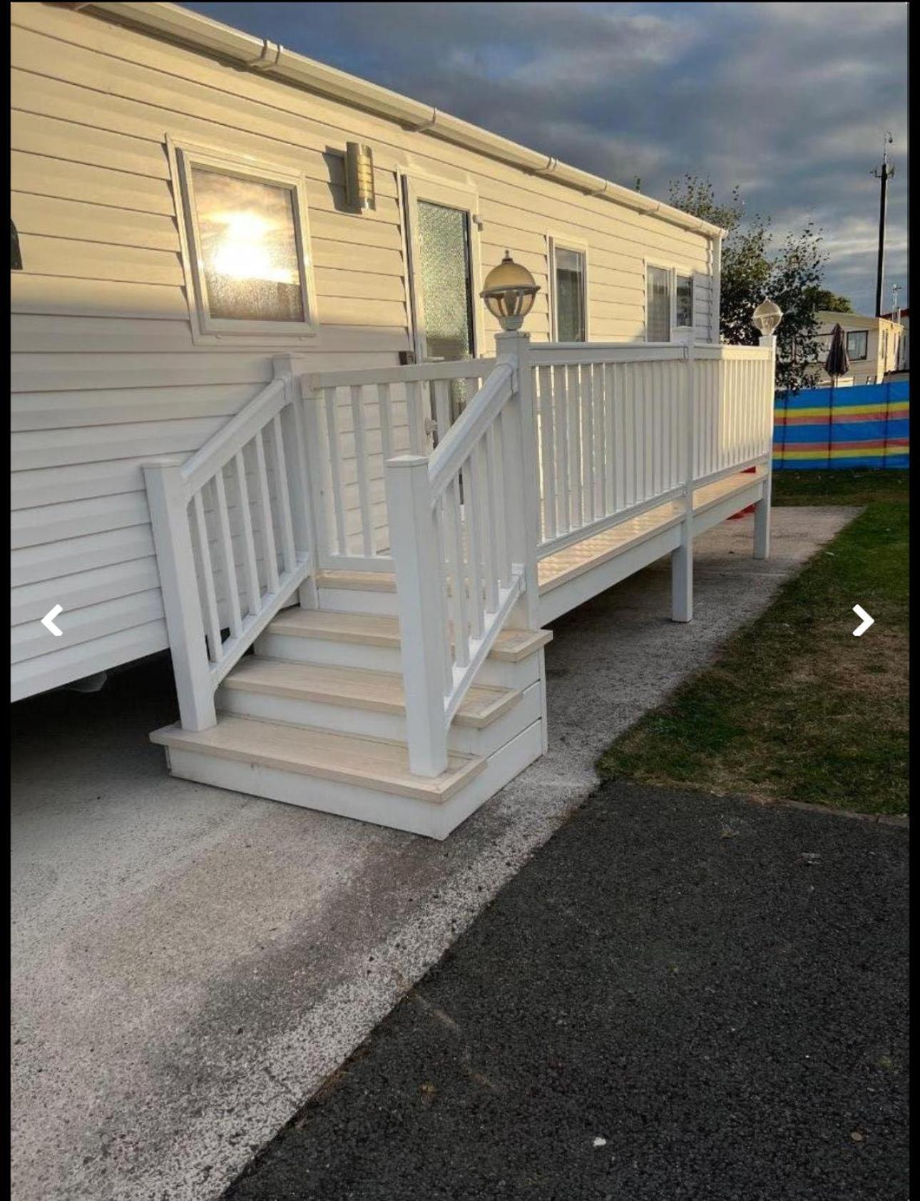 Caravan - 3 Bedrooms, Sleeps 8 Rhyl